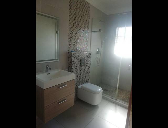 3 BEDROOM PROPERTY TO RENT IN ELDO MANOR